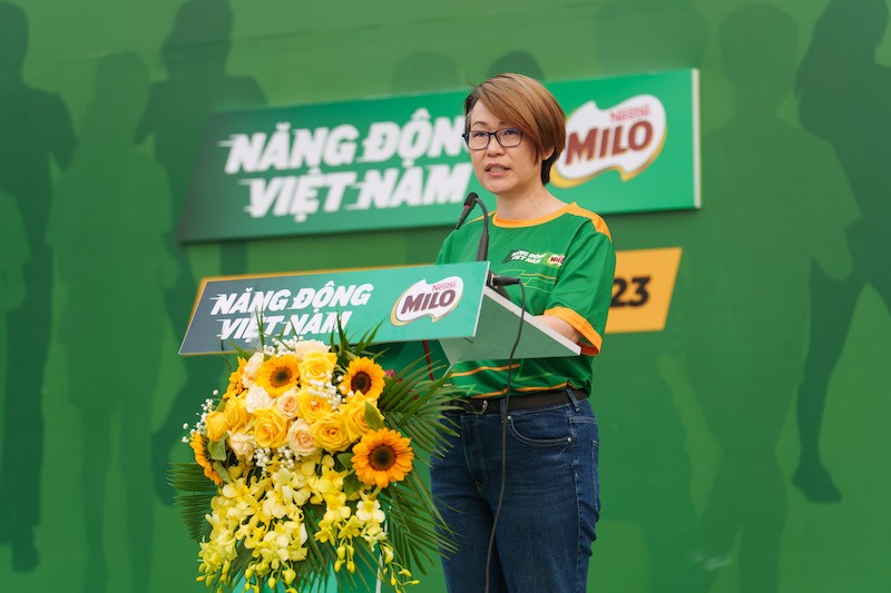 hinh-anh-bat-buoc-co-trong-bai-ba-philomena-tan-giam-doc-nganh-hang-milo-va-sua-dai-dien-cong-ty-nestle-viet-nam-phat-bieu-khai-mac-ngay-hoi-di-bo-milo-2023-1679214309.jpg