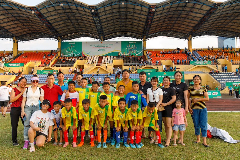 giai-dau-duoc-mong-doi-se-mang-den-nhung-khoanh-khac-tranh-tai-soi-noi-cua-gan-1100-van-dong-vien-hoc-sinh-va-hon-370-huan-luyen-vien-tren-ca-nuoc-1685963785.jpg