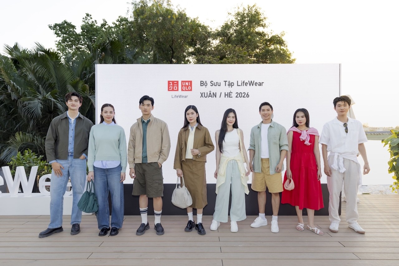 uniqlo-ra-mat-bst-lifewear-xuan-he-2026-voi-chu-de-new-colors-new-silhouettes-mau-sac-moi-kieu-dang-moi-1769219006.jpg