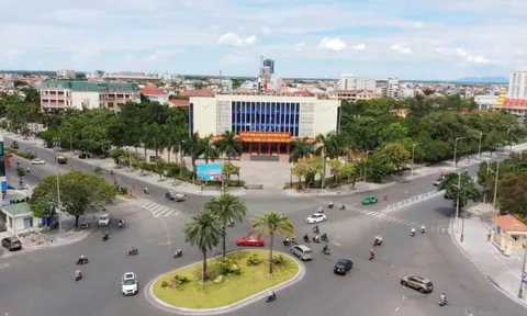 Thừa Thiên - Huế: đồng hành cùng doanh nghiệp, đảm bảo môi trường, phát triển kinh tế trong đại dịch