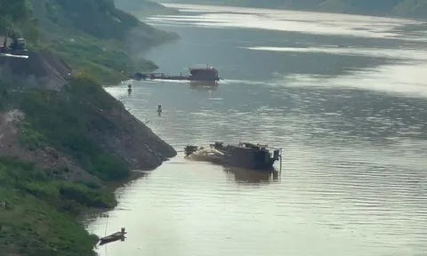 Bắc Yên (Sơn La): “Cát tặc” đại náo Sông Đà?