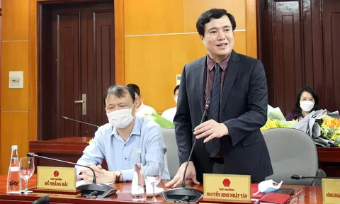 Công bố quyết định của Thủ tướng Chính phủ về công tác cán bộ