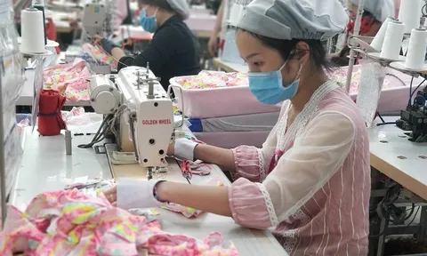 Hiệp hội doanh nghiệp kiến nghị chống dịch theo "điểm", đưa kit xét nghiệm vào diện bình ổn giá