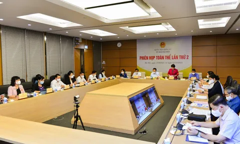 Thẩm tra Báo cáo về tình hình thực hiện chính sách, chế độ bảo hiểm xã hội, quản lý Quỹ bảo hiểm xã hội