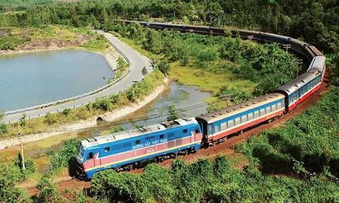 Đường sắt tăng thêm 3 đôi tàu trên tuyến Bắc - Nam từ 21/10