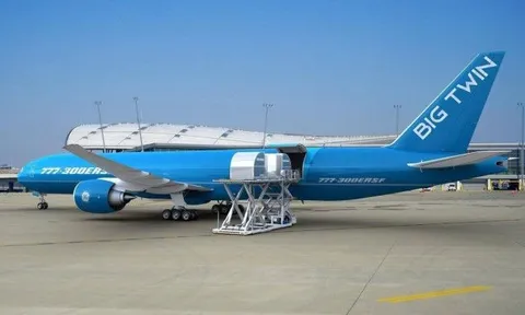 'Vua hàng hiệu' Hạnh Nguyễn muốn chi 3,5 tỷ USD mua 10 máy bay