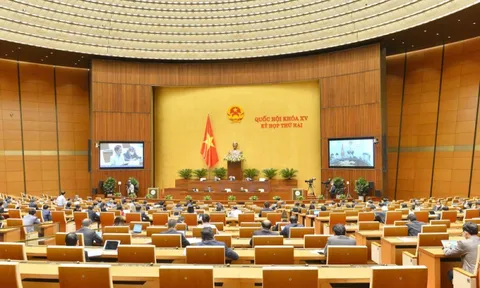 Quốc hội thảo luận trực tuyến về dự án Luật Kinh doanh bảo hiểm (sửa đổi)