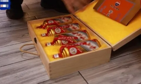 Triệt phá đường dây bán rượu giả độc hại, thu giữ 55 tấn bao bì, nhãn mác nhái: Quy mô hơn 549 tỷ đồng