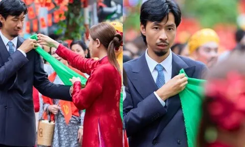 Trọn bộ hình như "hình cưới" của Đen Vâu và Hoàng Thuỳ Linh: Ánh mắt nhà trai nhìn "nóc nhà" lạ quá!