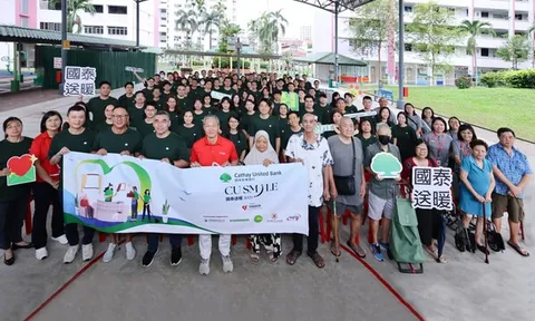 Ngân hàng Cathay United chi nhánh Singapore tổ chức Ngày CSR "CU Smile" lần thứ hai nhằm hỗ trợ người cao tuổi địa phương