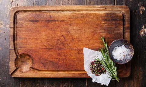 Cách làm sạch thớt gỗ để tránh rước bệnh vào người: Rất đơn giản nhưng không phải ai cũng biết