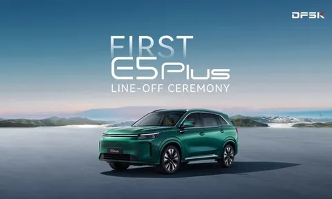 DFSK kỷ niệm 20 năm mở rộng toàn cầu với mẫu E5 PLUS, mẫu xe chiến lược năng lượng mới đầu tiên cho thị trường quốc tế, chính thức xuất xưởng
