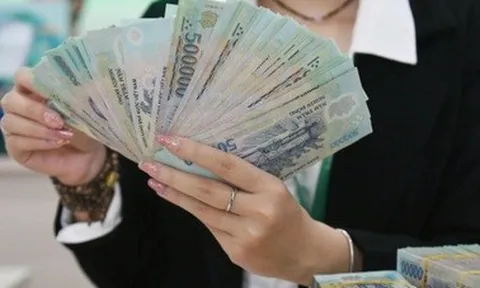 Sau 10 năm ròng rã chờ đợi, cổ đông sắp nhận cổ tức từ 2 đại gia phố núi