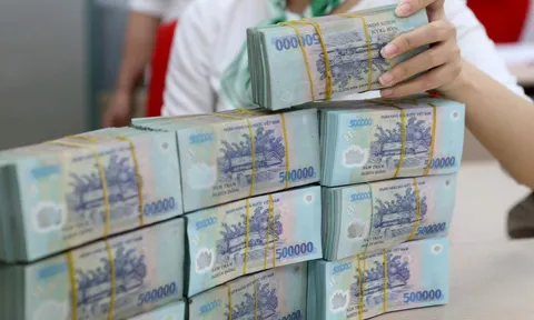 Doanh nghiệp TP.HCM 'chốt' thưởng Tết sớm, có. người nhận 100 triệu đồng