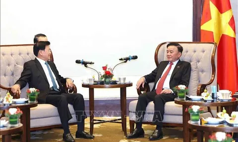 Thường trực Ban Bí thư Trần Cẩm Tú chủ trì tiễn Tổng Bí thư, Chủ tịch nước Lào