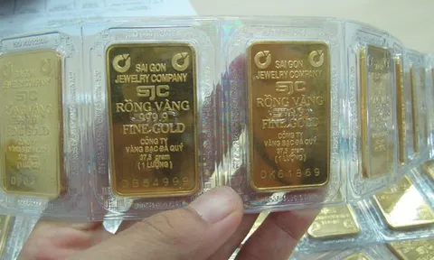 Người dân bán vàng miếng SJC có cần mang theo hóa đơn?