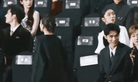 Bộ mặt thật của 1 mỹ nhân hạng A: Ép bạn diễn chia tay người yêu, sơ hở là quấy rối nghe mà hãi