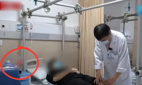 Ngoài 30 tuổi xương đã "xốp như tổ ong", ho cũng gãy xương đùi vì mê loại nước "ngòn ngọt", uống tê đầu lưỡi