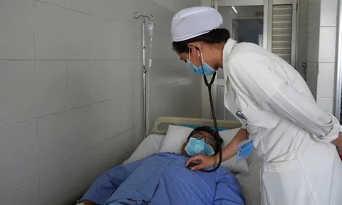 ECMO cứu sống bệnh nhân viêm tụy cấp, ARDS nặng, sốc nhiễm trùng nguy kịch