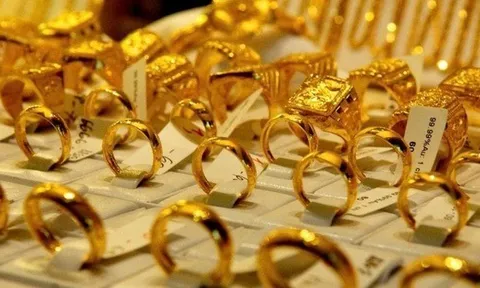 Vàng lên 19 triệu/chỉ, người mua lâu năm thường chỉ làm một việc