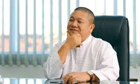 Lợi nhuận thấp nhất 5 quý, cổ phiếu công ty của “đại gia đi tu” giảm