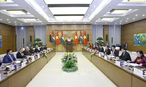 Chủ tịch Quốc hội hội đàm với Chủ tịch Hạ viện Vương quốc Hashemite Jordan