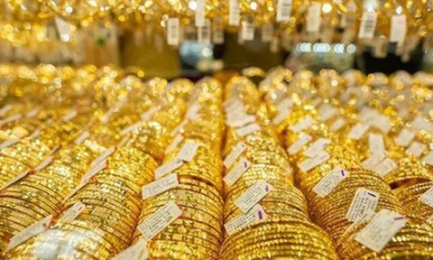 Cuối chiều 3/2: Giá vàng tăng 10,5 triệu đồng/lượng
