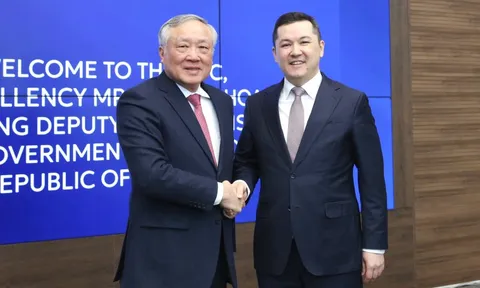 Việt Nam-Kazakhstan thúc đẩy xây dựng hành lang kết nối kinh tế-tài chính