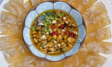 Da lợn một lần nữa trở thành tâm điểm chú ý? Chuyên gia cảnh báo: Hãy nhớ 3 lưu ý quan trọng khi ăn để tăng collagen, bôi trơn khớp