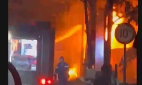 Vụ cháy nhà khiến 3 mẹ con tử vong tại TPHCM: Hàng xóm nỗ lực dập lửa nhưng bất thành