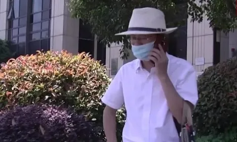 Nhận được hơn 49 triệu đồng tiền chuyển khoản nhầm, người đàn ông từ chối trả lại còn tuyên bố: “Phải bồi thường thêm cho tôi 374 triệu”