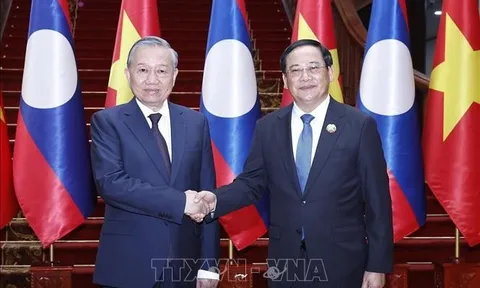 Tổng Bí thư Tô Lâm hội kiến Thủ tướng Lào Sonexay Siphandone