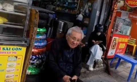 Phỏng vấn dạo 1 ông cụ sửa xe lớn tuổi ở Hà Nội, nam thanh niên sốc nặng vì học vấn QUÁ KHỦNG của ông!