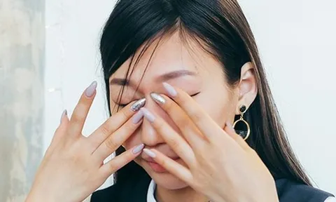 Ngày càng nhiều người còn trẻ đã trả giá vì ung thư gan? Bác sĩ nhắc: Đừng bỏ lỡ "2 hôi, 2 ngứa, 2 đỏ" đang báo bệnh