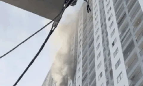 CLIP: Cháy chung cư P.H Nha Trang, 2 người tử vong