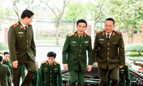 Đại tướng Phan Văn Giang thăm, chúc tết Bộ Tư lệnh Cảnh vệ