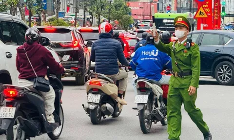 Mùng 1 Tết, ra đường vi phạm giao thông có bị xử phạt nặng hơn ngày thường?