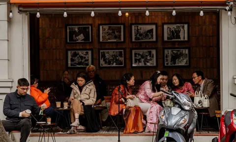 Phụ thu Tết: Bài toán quen thuộc nhưng chưa bao giờ dễ với chủ quán F&B