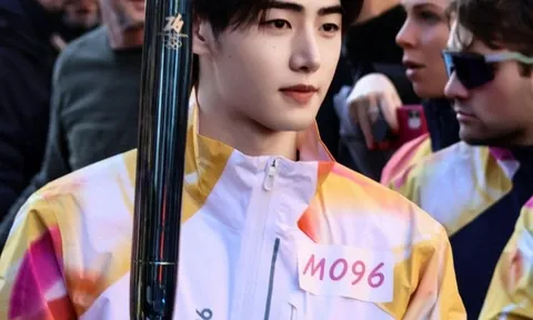 Showbiz có mỹ nam 15 tuổi đã giành huy chương bạc châu Á, nay là đại sứ tại sự kiện thể thao lớn nhất hành tinh