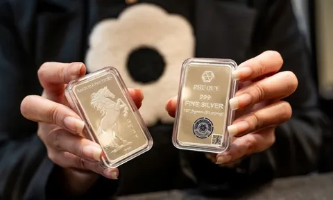 Từ quan niệm phong thủy, có nên mua bạc đầu năm?