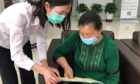 Khách gửi tiết kiệm 37 triệu đồng, 2 năm sau phát hiện đã mua bảo hiểm nhân thọ, ngân hàng khẳng định: “Không có chuyện lừa dối khách hàng nhưng vẫn trả lại 112 triệu”