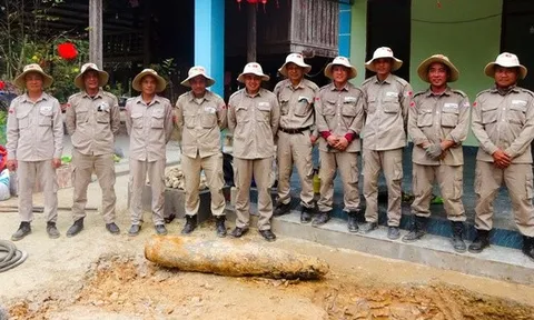 Phát hiện bom nặng hơn 226 kg chỉ cách móng nhà 40 cm ở Quảng Trị