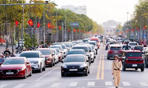 Một tỉnh miền Trung có hơn 4.700 xe ô tô đăng ký mới từ đầu năm 2026