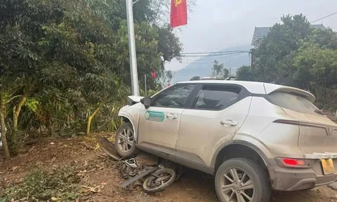 Ô tô chạy lấn làn tông thầy hiệu trưởng đi xe máy tử vong