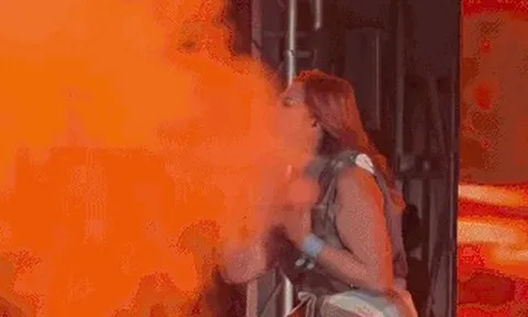 Nữ ca sĩ vừa bị Sở Văn hoá thu hồi giấy phép biểu diễn toàn quốc tiếp tục dính phốt căng