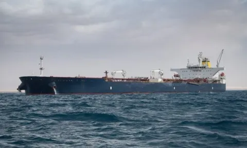 Ấn Độ quay lưng, Nga bước vào cuộc đua đại hạ giá dầu với một quốc gia châu Á: Chiết khấu 12 USD/thùng để ‘tranh giành’ khách Trung Quốc