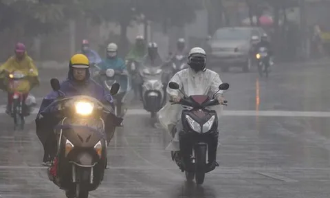 Miền Bắc liên tiếp đón không khí lạnh tăng cường, trời trở rét kèm mưa dông