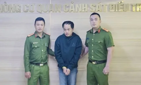 Cho người đàn ông mượn điện thoại, nhiều người bị mất hơn 800 triệu đồng: Công an bắt khẩn cấp đối tượng sinh năm 1990