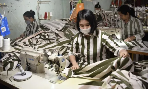 Đề xuất cho phép phạm nhân gọi video miễn phí với người thân