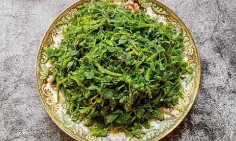 Vào mùa xuân, hãy nấu 2 món ăn từ loại rau tươi mềm lại giúp thanh nhiệt, kháng khuẩn, bổ gan và bảo vệ mắt